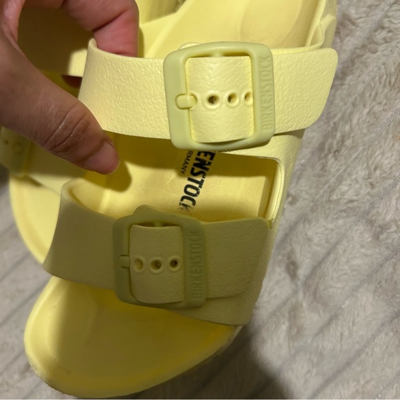 Birkenstock Arizona essential big kid Yellow Sandals - Picture 7 of 9